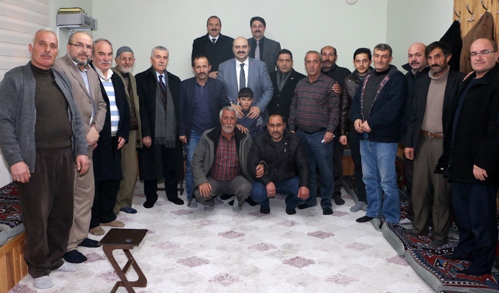 Başkan Orhan köylere çıkarma yaptı 