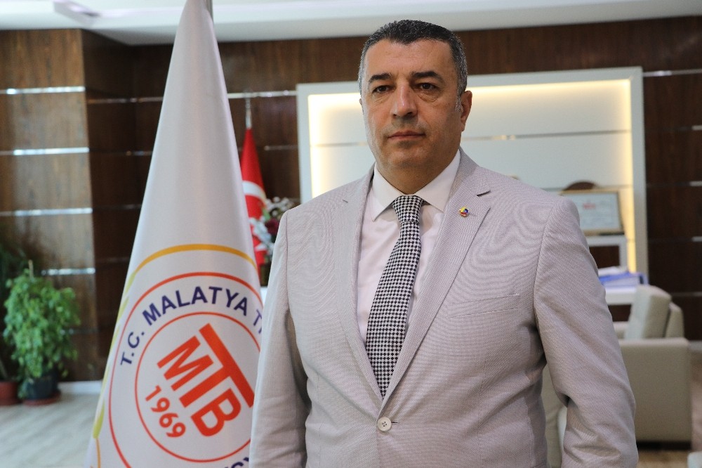 Başkan Özcan: “Bayramların özünde sevgi ve huzur vardır” 