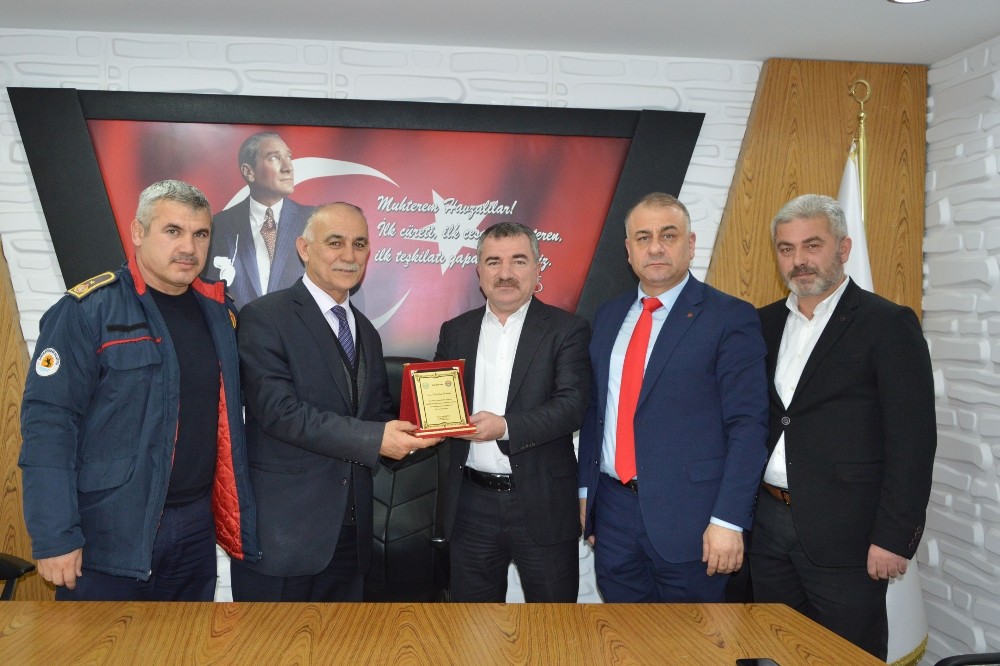 Başkan Özdemir: “Sendikal faaliyetleri önemsiyor ve destekliyoruz” 