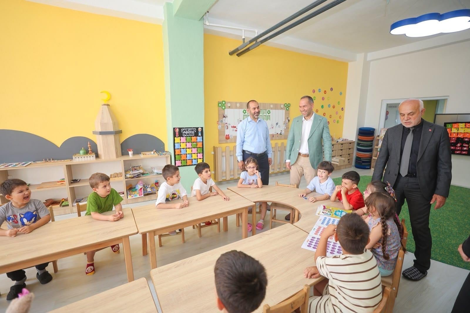 Başkan Özdemir'den Yaz Kur'an Kursu öğrencilerine sürpriz ziyaret