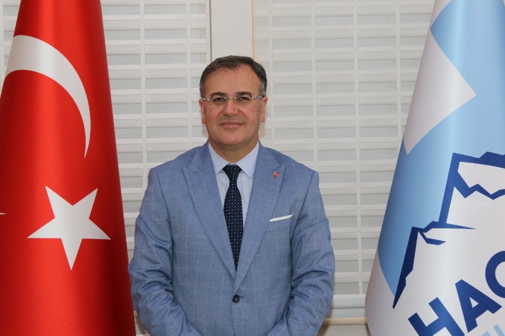 Başkan Özdoğan: “19 Mayıs, mücadeleyi bırakmamak gerektiğini hatırlatan gündür” 