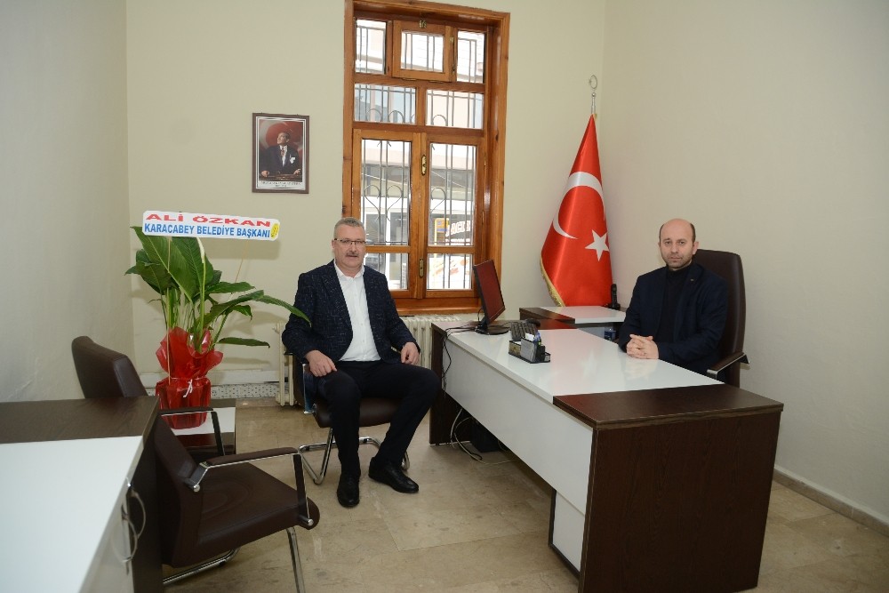 Başkan Özkan’dan Sosyal Hizmet Müdürü Kahraman’a ziyaret 