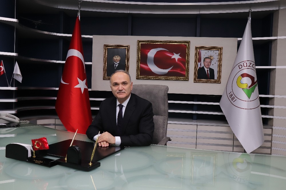 Başkan Özlü: ’Çanakkale milletimizin yazdığı en büyük kahramanlık destanlarından biridir’ 