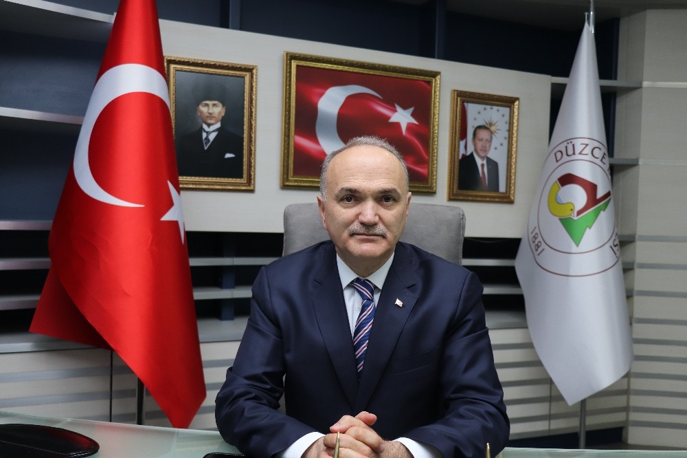 Başkan Özlü “Sarıkamış şehitlerini rahmet ve minnetle anıyorum” 