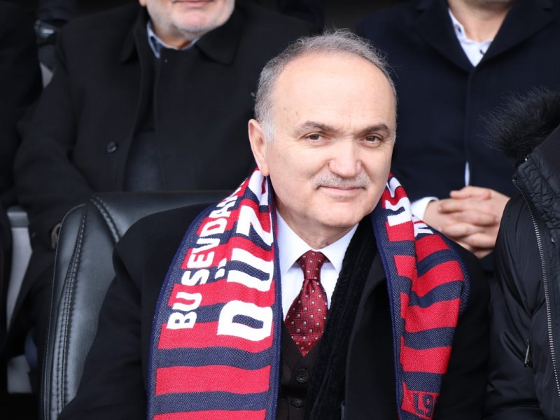 Başkan Özlü’den, Düzcespor’a destek 