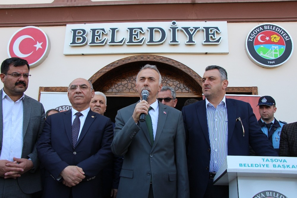 Başkan Öztürk: “Hemşehrilerimizin hizmetkarı olmaya devam edeceğiz” 