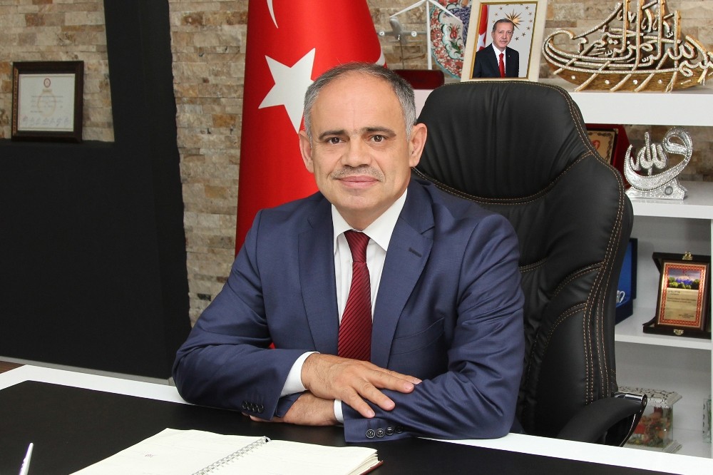 Başkan Öztürk’ten Berat Kandili mesajı 
