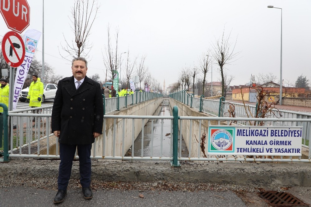 Başkan Palancıoğlu su kanallarını inceledi 