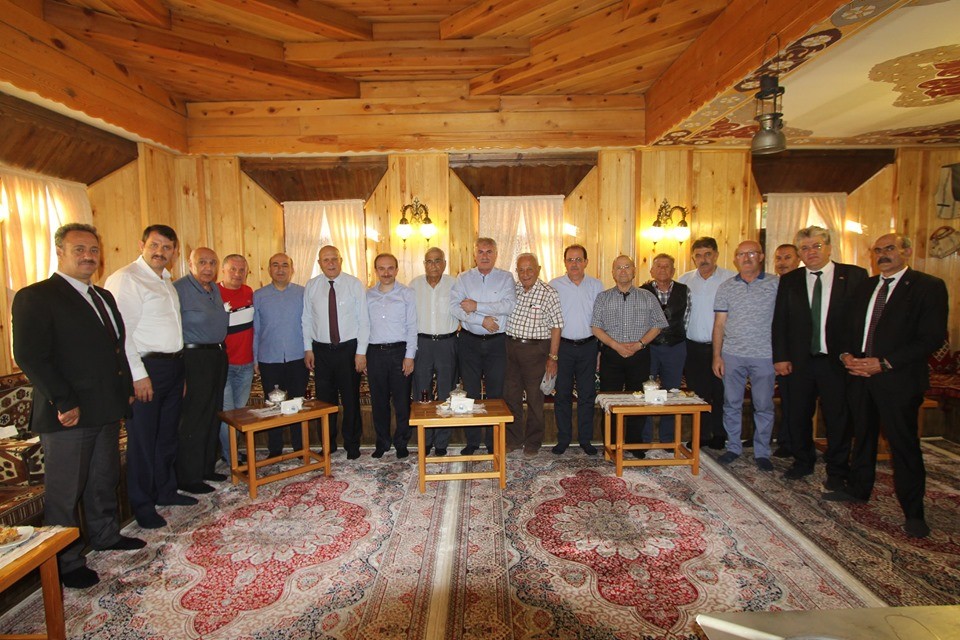 Başkan Pekmezci, Bayburt heyetini Bayburt Evi’nde ağırladı 