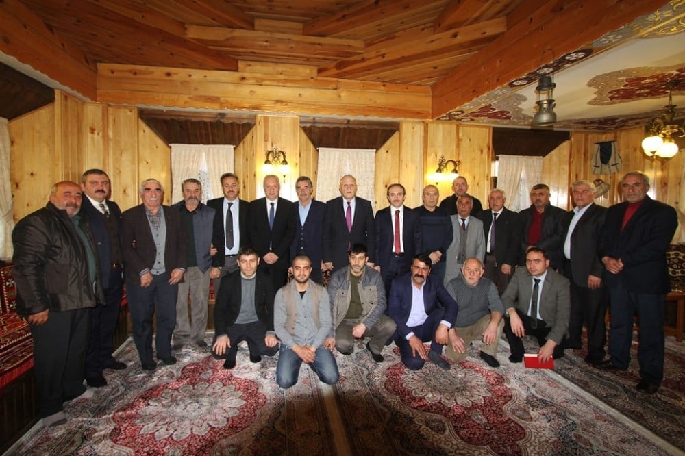 Başkan Pekmezci muhtarlarla bir araya geldi 