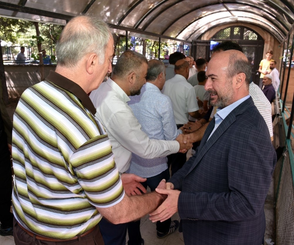 Başkan Pekyatırmacı: “Dualarımız Mehmeçik ile beraber” 