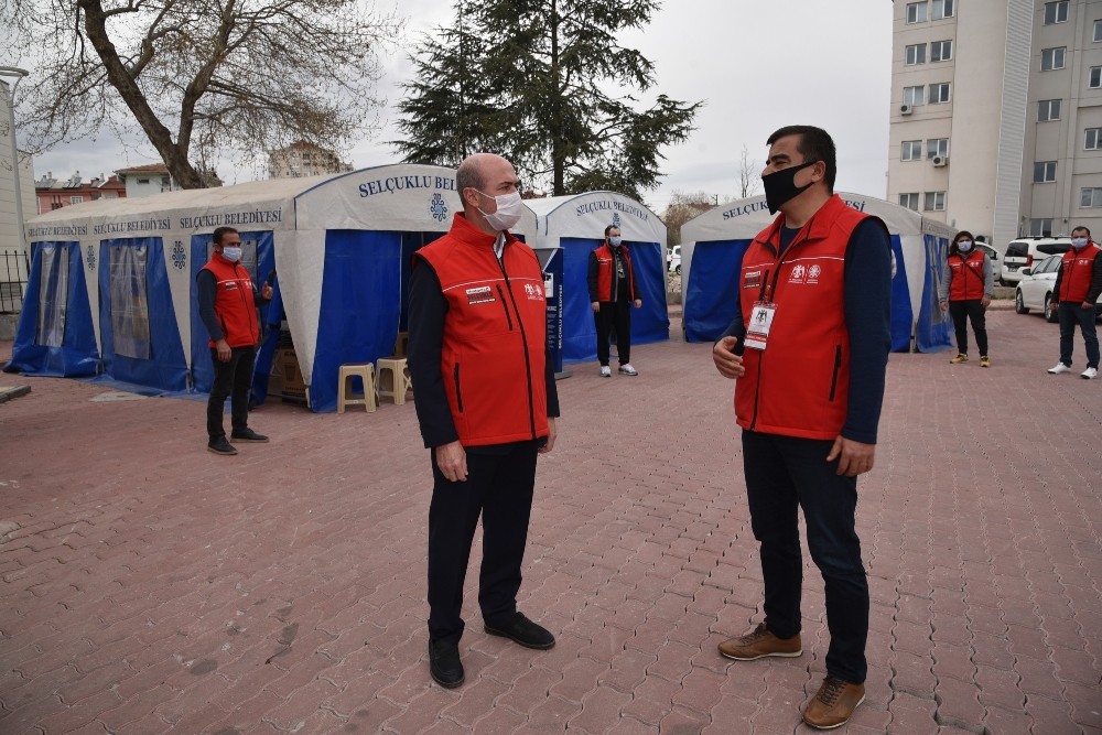Başkan Pekyatırmacı yardım faaliyetlerini inceledi 