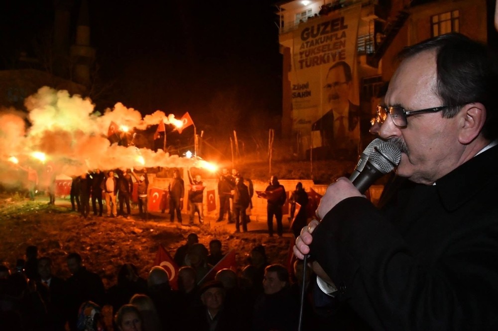 Başkan Şahin: “Projelerimizle üreticimiz ve esnafımız çok daha fazla kazanacak” 