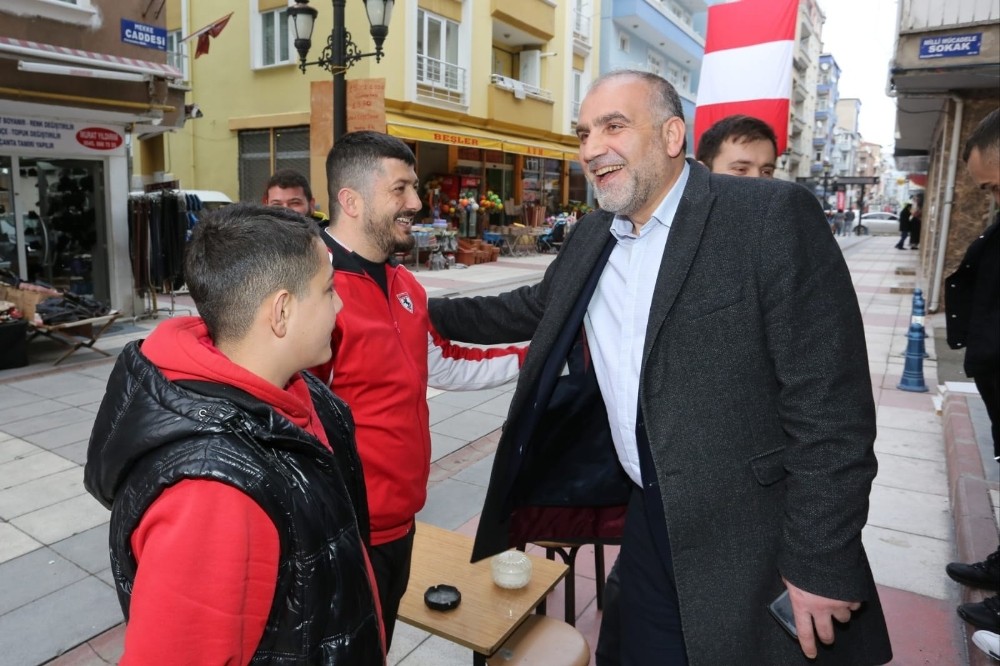 Başkan Sandıkçı: “Esnafımıza destek olamaya devam edeceğiz” 