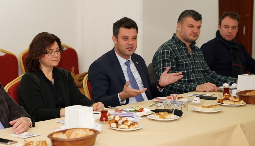 Başkan Sarıkurt: “Çorlu’nun estetik bir görünüm kazanması için çalışıyoruz” 