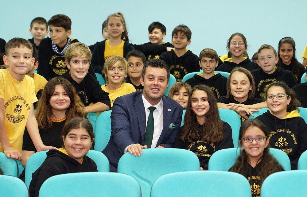 Başkan Sarıkurt öğrencilere iyi tatiller diledi 