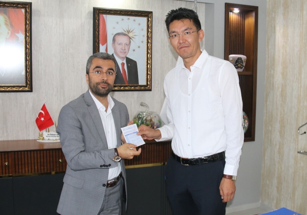 Başkan Say vekalet yoluyla kurban bağışladı 