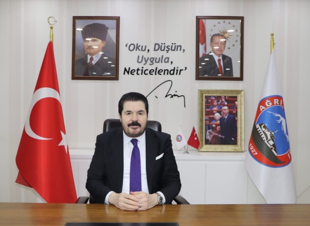 Başkan Sayan’dan “1 Mayıs İşçi Bayramı” mesajı 