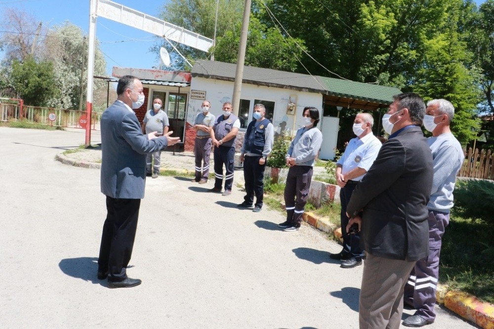 Başkan Saygılı belediye personeli ile bayramlaştı 