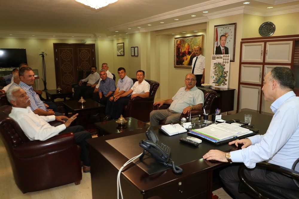 Başkan Saygılı, muhtarlarla bir araya geldi 