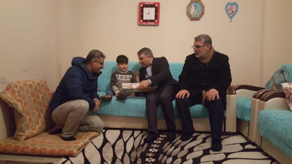 Başkan Şayir’den minik Yusuf’a sevindiren ziyaret 
