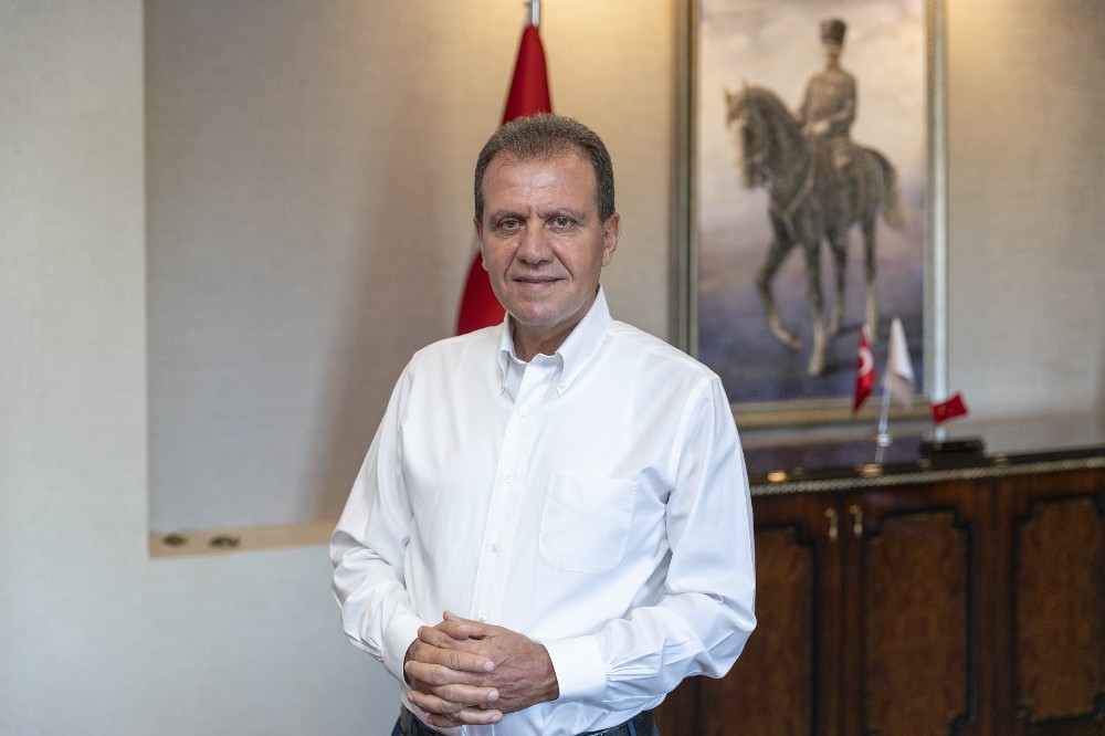 Başkan Seçer, ’Askıda fatura’ kampanyasına bir maaşıyla katkı sundu 
