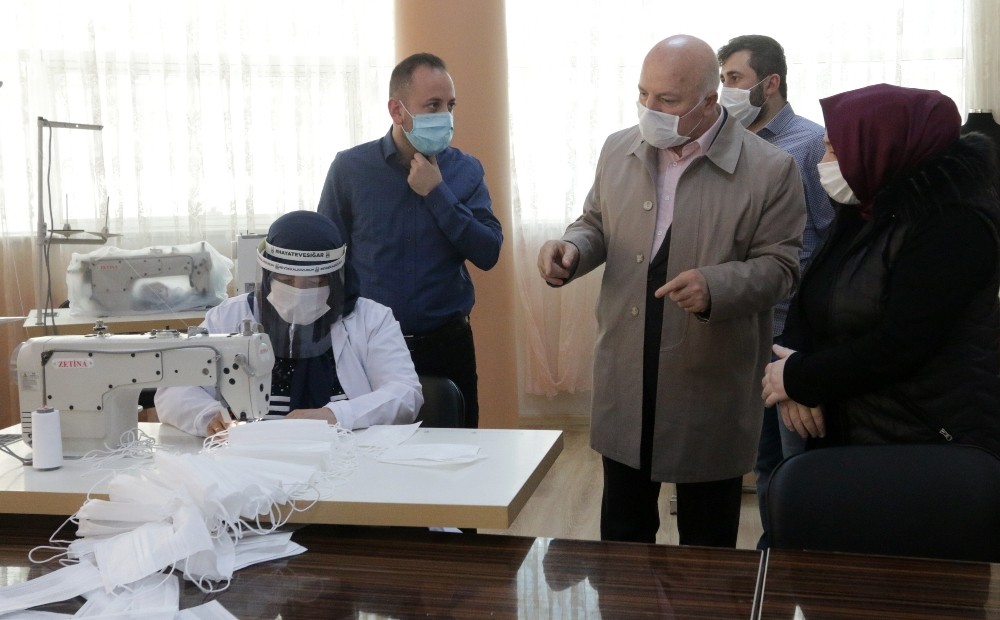 Başkan Sekmen’den ESMEK’lere ziyaret 