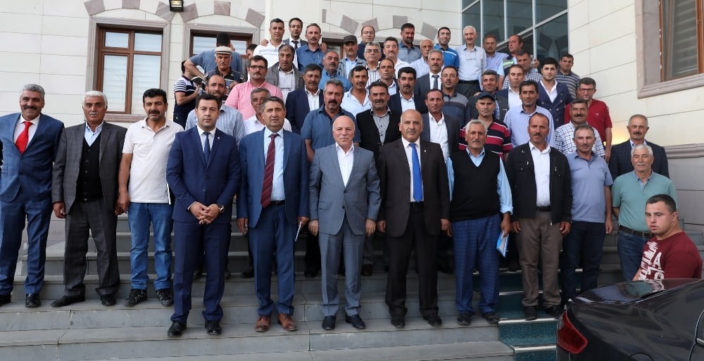 Başkan Sekmen’in ilçe turları devam ediyor 