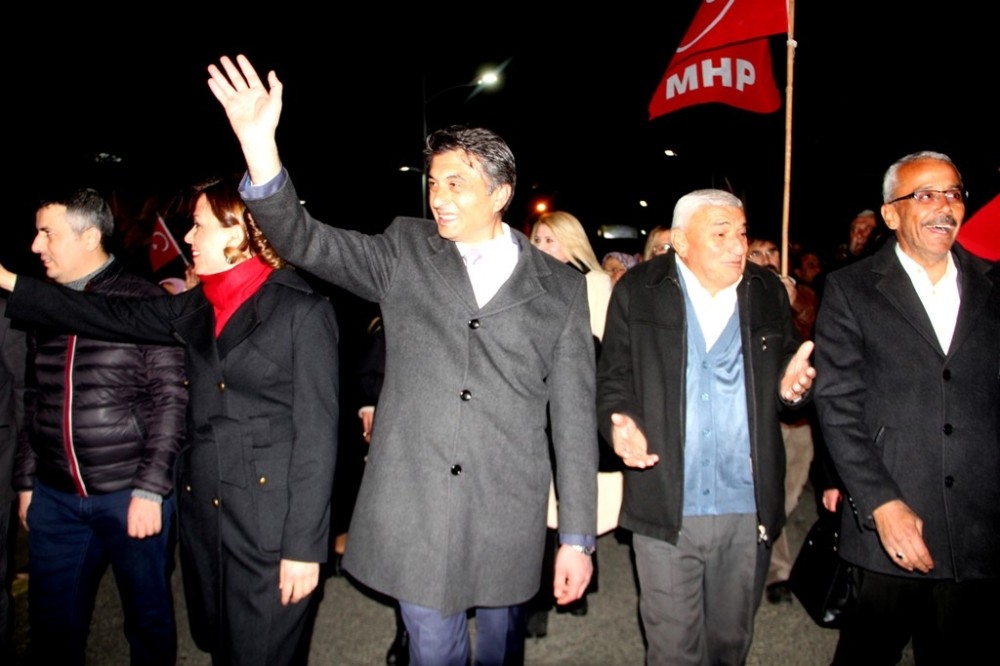 Başkan Selçuk son mitingini Aşağıkoçaklar’da yaptı 