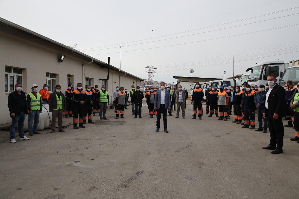 Başkan Şimşek, 1 Mayıs’ı Gölbaşı Belediyesi çalışanları ile kutladı 