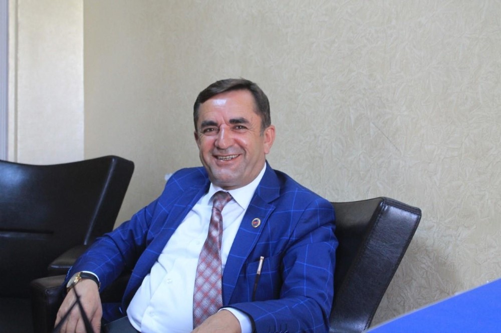 Başkan Şimşek maaşını bağışladı 