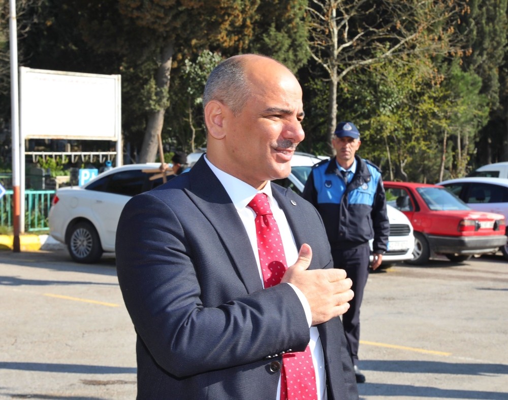 Başkan Söğüt 1 aylık maaşını bağışladı 