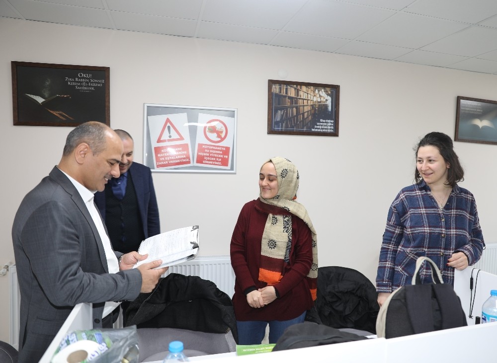Başkan Söğüt, “Sosyal belediyecilik eğitime katkı sağlıyor” 