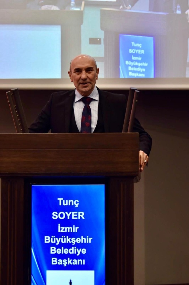 Başkan Soyer’den belediye kiracıları iyi haber 