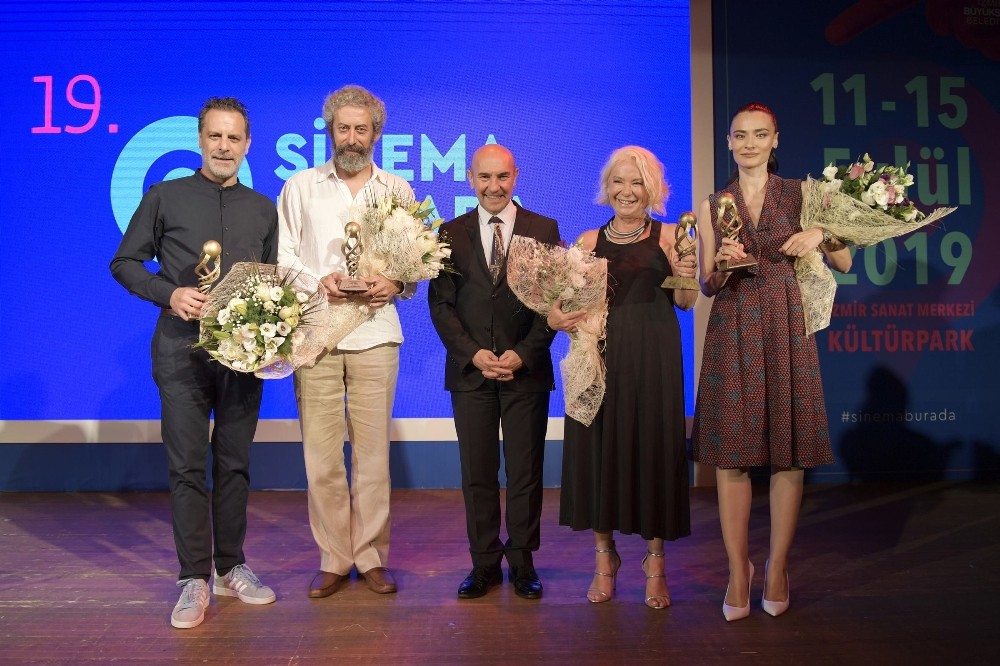 Başkan Soyer’den sinema sektörüne iki müjde 