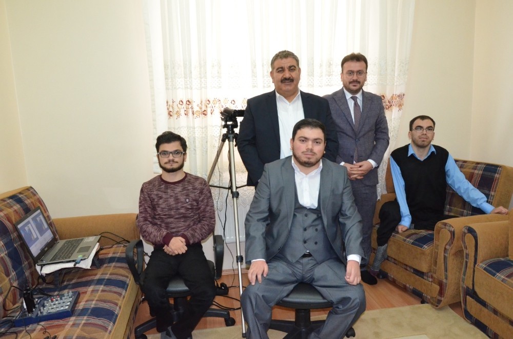 Başkan Sunar Vizyon Medya’da üç özel kardeşin konuğu oldu 