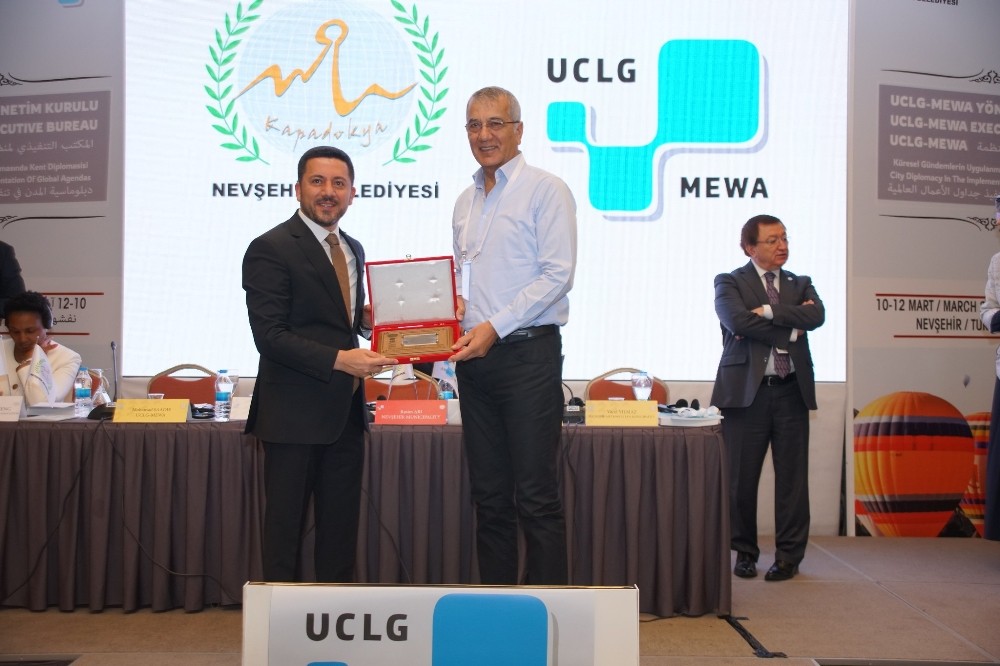 Başkan Tarhan, UCLG-MEWA’da Mezitli’deki projelerini paylaştı 