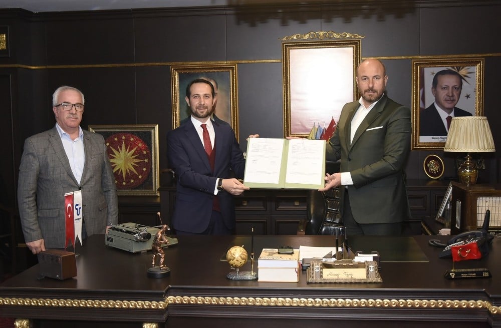 Başkan Togar’dan maneviyat yüklü üç önemli imza 
