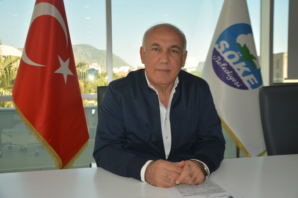 Başkan Tuncel’den ilaçlama ekibine motivasyon ikramiyesi 