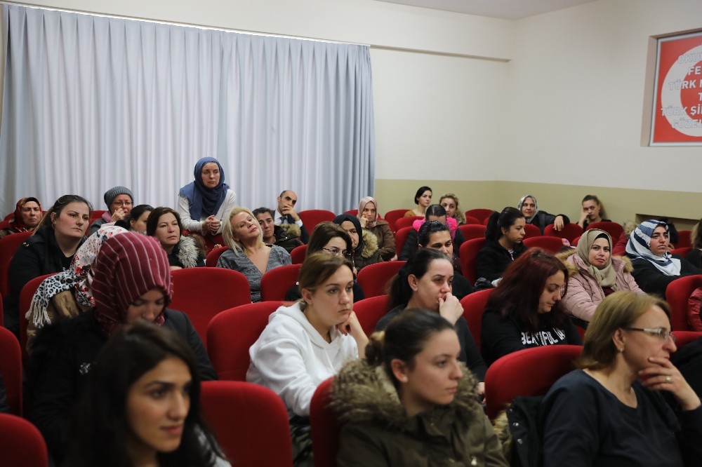 Başkan Türkyılmaz kadınlarla buluştu 