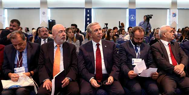 Başkan Levent Uslu belediye başkanlarına seslendi!