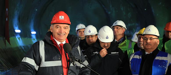 Başkan Uysal: Amacımız 2023 yılına kadar 1000 KM. metro hattına ulaşmak