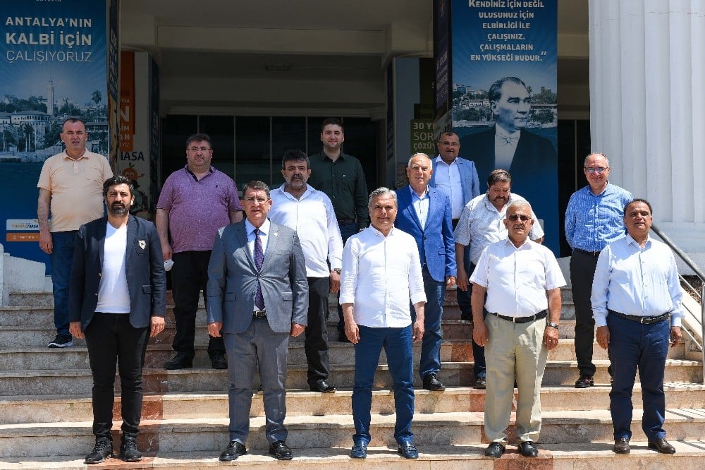 Başkan Uysal, üç aylık kiraları sildi 