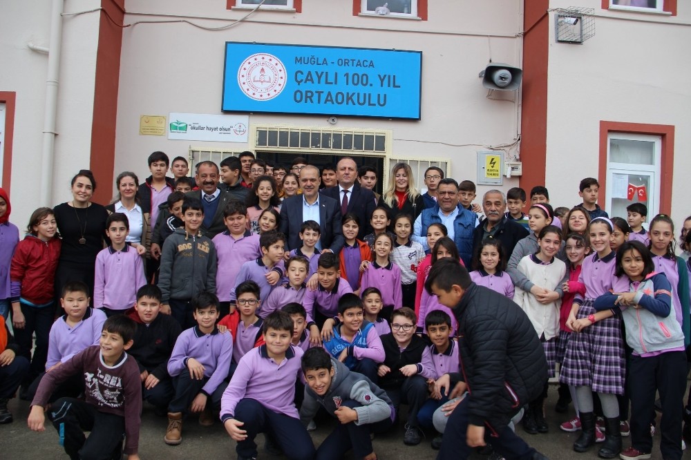 Başkan Uzundemir okul ziyaretlerini tamamladı 