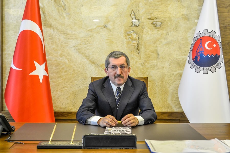 Başkan Vergili şehitleri andı 