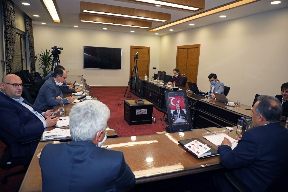 Başkan Yalçın sosyal medyada vatandaşla sohbet etti 
