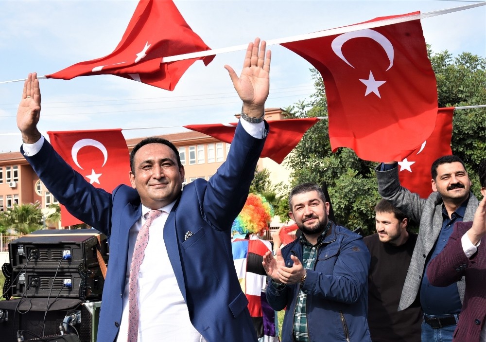 Başkan Yılmaz’dan çocuklara 23 Nisan sürprizi 