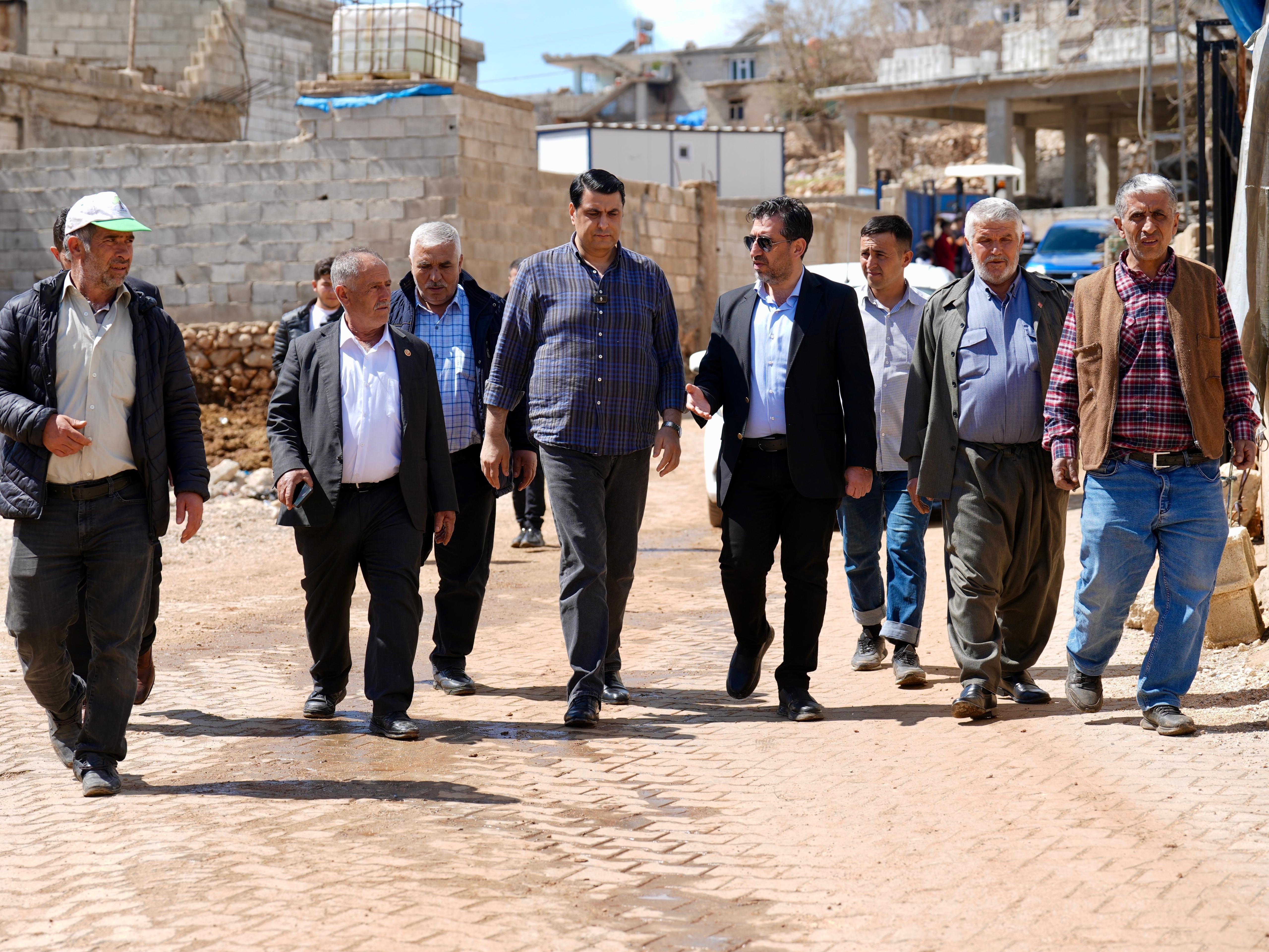 Başkan Yılmaz’dan depremzedelere bayram ziyareti