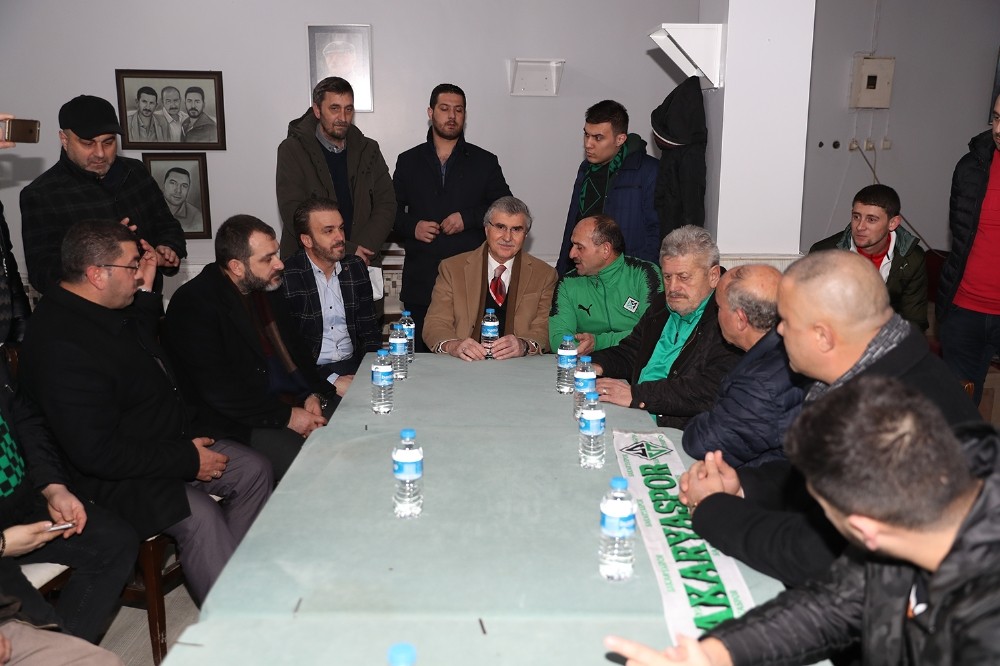 Başkan Yüce: “Tek arzumuz Sakaryaspor’un eski günlerine dönmesidir” 