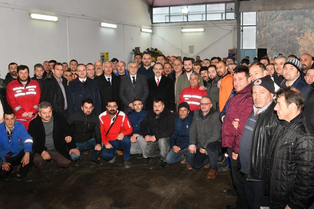 Başkan Zihni Şahin: “Çalışanların gönlü rahat olsun” 